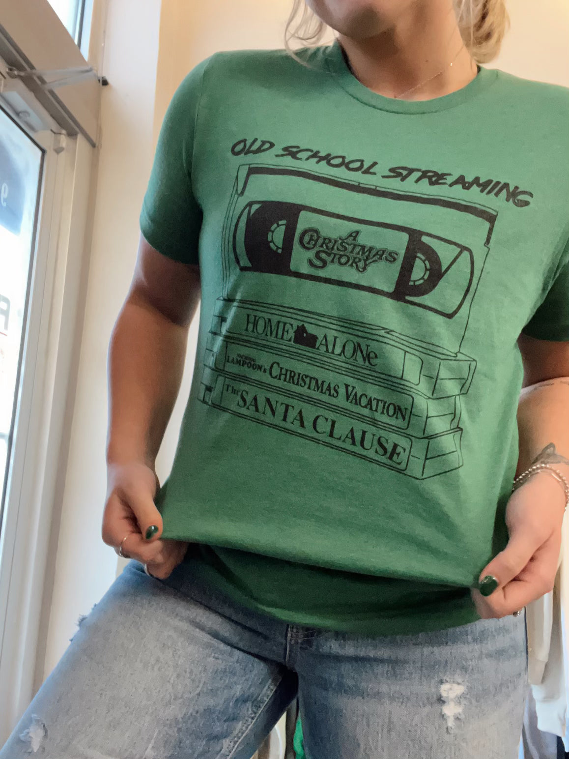 Old School Streaming Christmas in Green